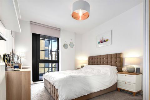 2 bedroom flat for sale - Wharton House, 67 Palmers Road, London, E2