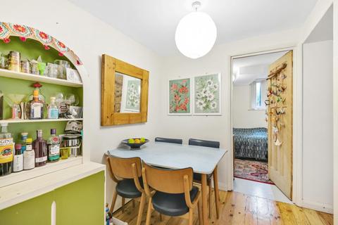 5a Cintra Park, London, SE19 2LH