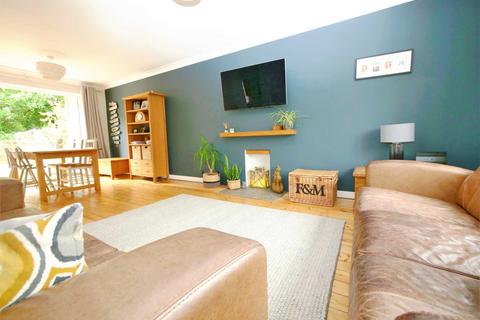 45 Snowcroft, Capel St Mary, Ipswich, IP9 2UT