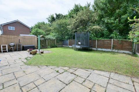 45 Snowcroft, Capel St Mary, Ipswich, IP9 2UT
