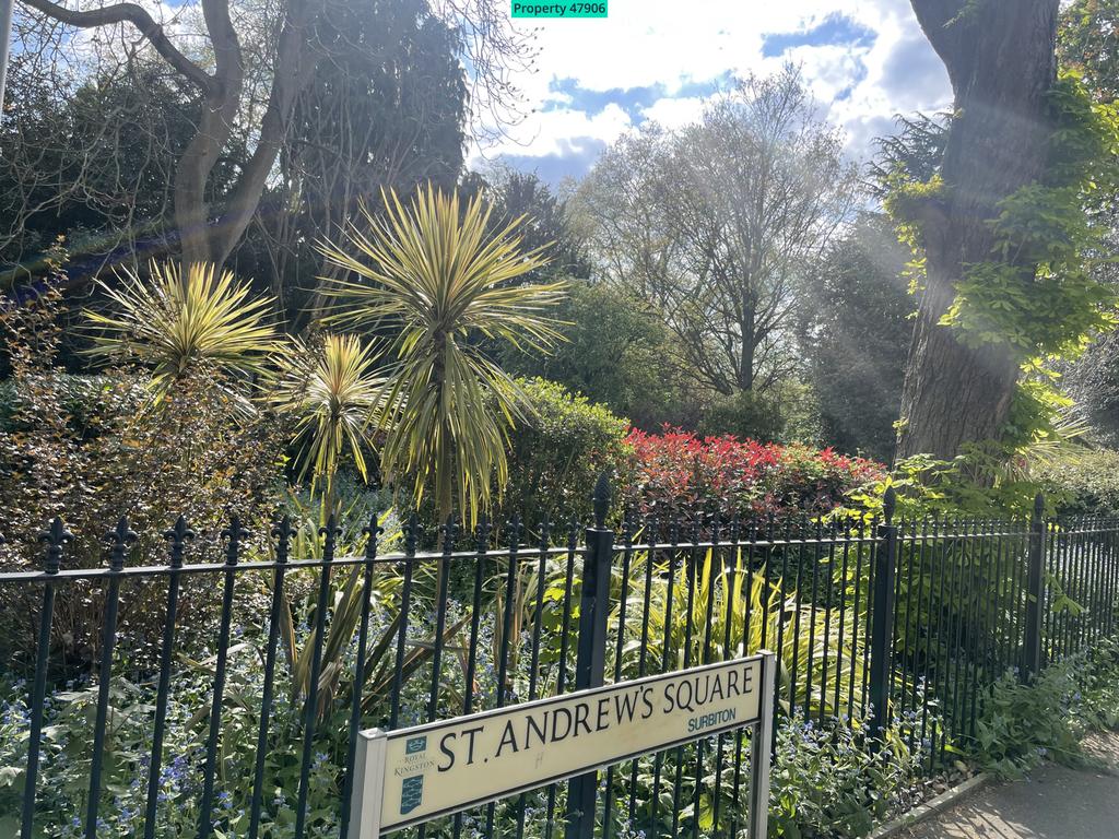 St Andrew's Square