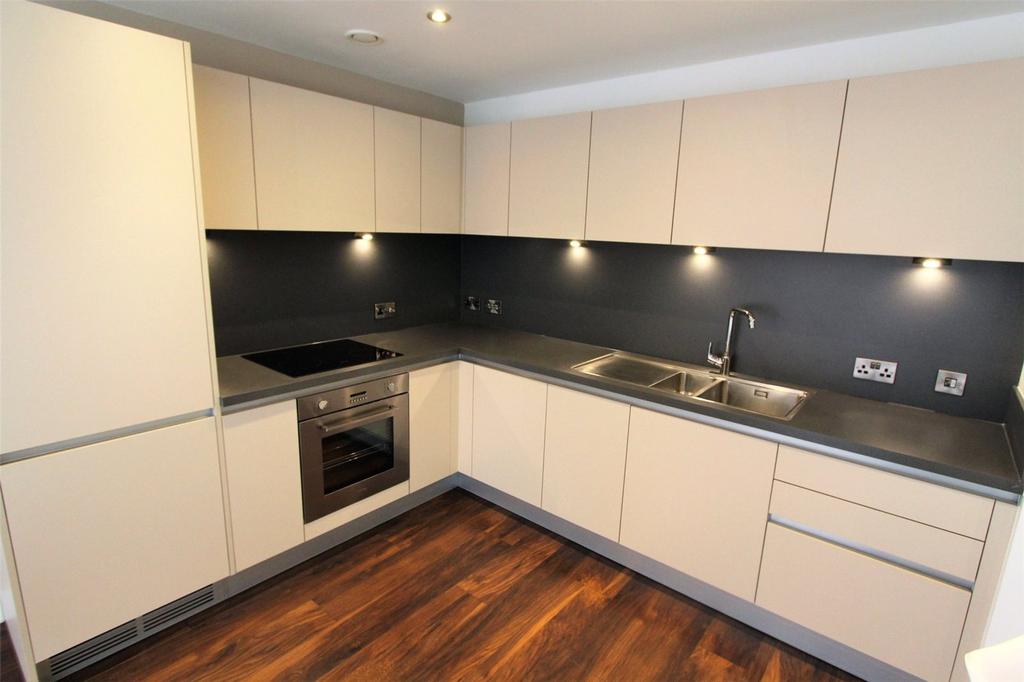 Block C Wilburn Basin, Ordsall Lane... 2 bed apartment £1,125 pcm (£260 pw)