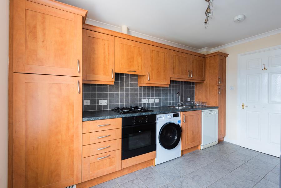 Binnie Street, Gourock, Gourock, PA19 2 bed flat £625 pcm (£144 pw)
