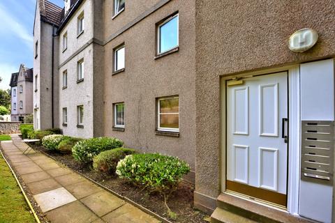 2 bedroom flat to rent, Albury Gardens, Ferryhill, Aberdeen, AB11