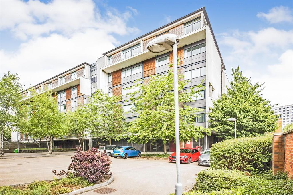 Madison Court, 52 Broadway, Salford Quays, M50 1 bed apartment for sale