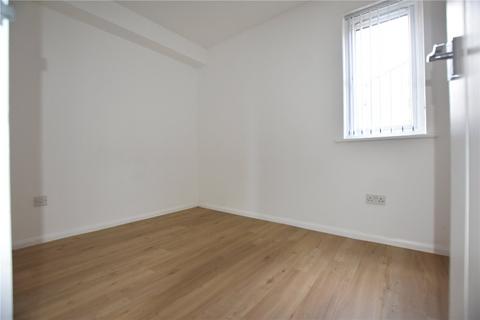 Studio to rent, Baildon Street, London SE8