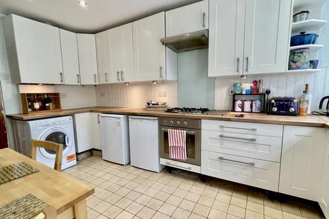 49 Addison Square, Ringwood, BH24 1NY