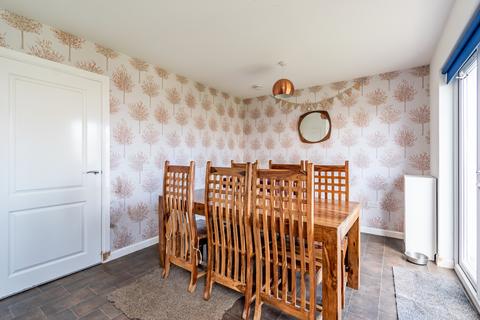 90 Auld Coal Road, Bonnyrigg, EH19 3WH