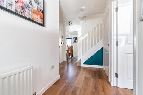 90 Auld Coal Road, Bonnyrigg, EH19 3WH