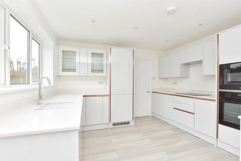 undefined, Kinnibrugh Drive, Dormansland, Surrey