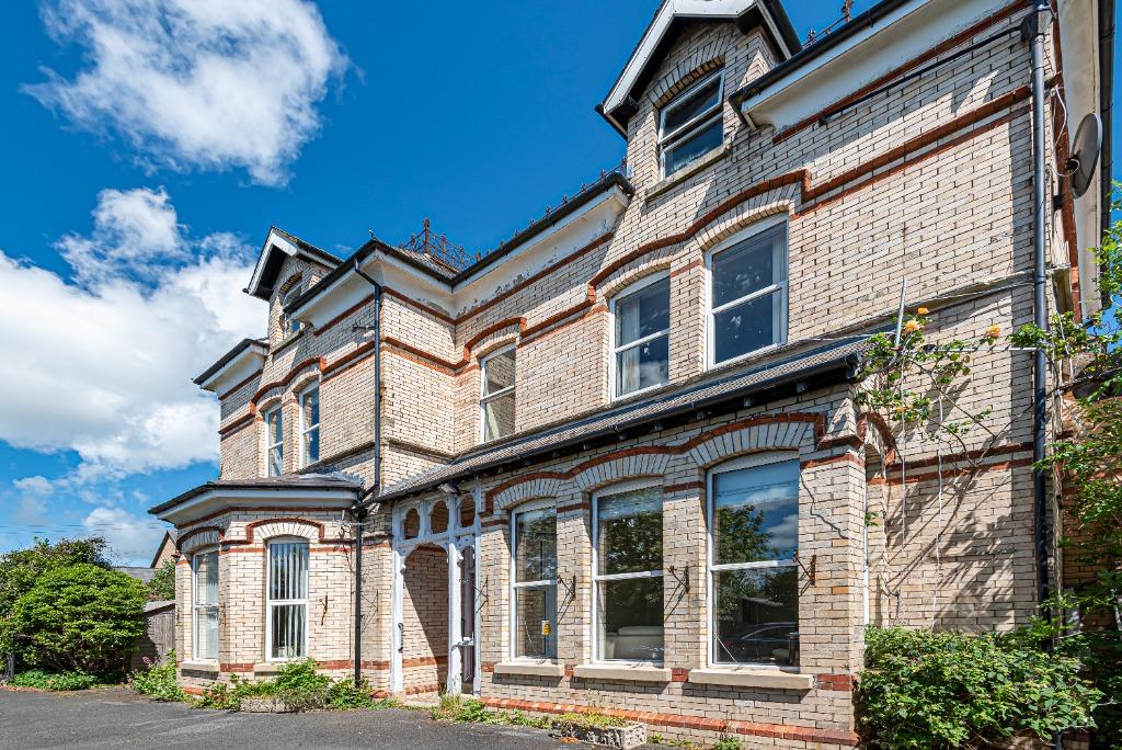 Ashleigh Road, Barnstaple, EX32 13 bed detached house for sale £800,000