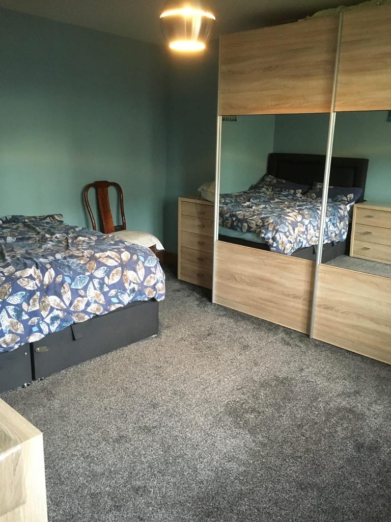 St. Andrews Road, Ilford, Essex, IG1 1 bed flat £1,350 pcm (£312 pw)