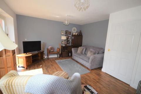 91 Glendale, Lawley Village, Telford, TF4 2BF