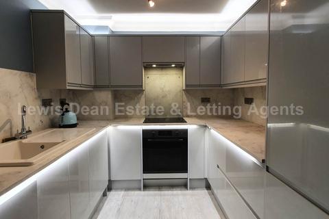 2 bedroom apartment to rent, Poole Town Centre