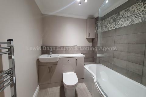 2 bedroom apartment to rent, Poole Town Centre