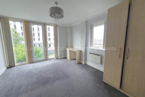 2 bedroom apartment to rent, Poole Town Centre