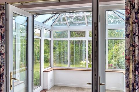 14 Bepton Down, Petersfield, GU31 4PR