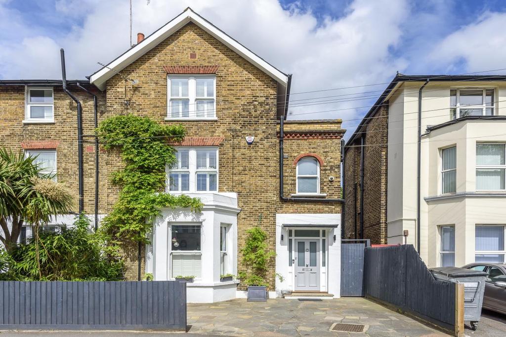 Station Road, Bromley 5 bed end of terrace house - £1,000,000