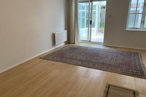 7 Armscote Grove, Hatton Park, Warwick, CV35 7TP