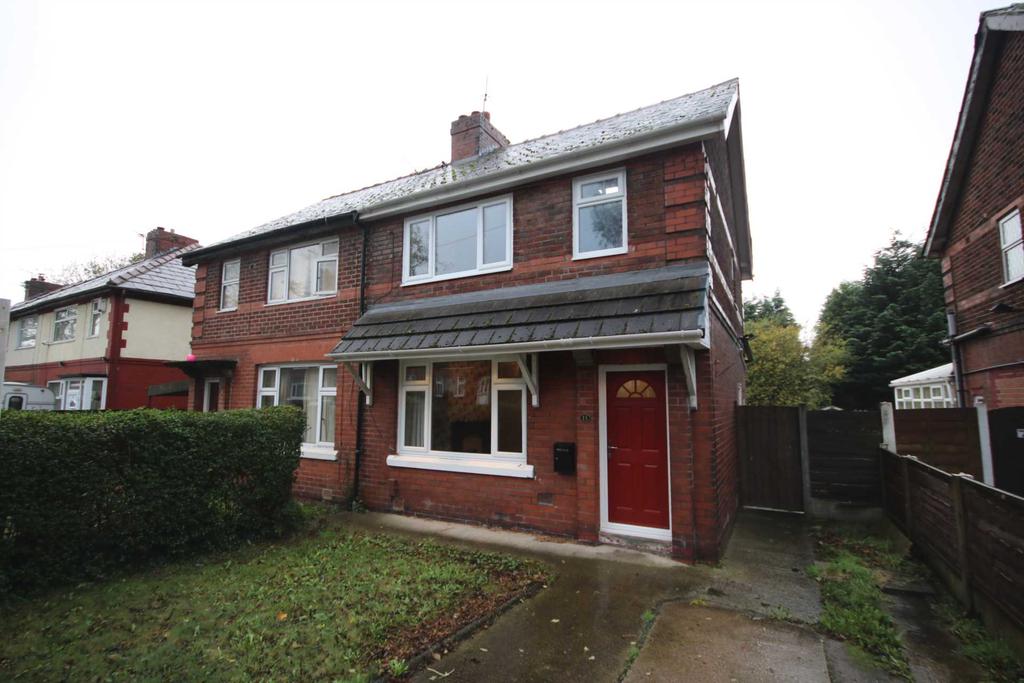 Worsley Avenue, Worsley 3 bed semidetached house £185,000