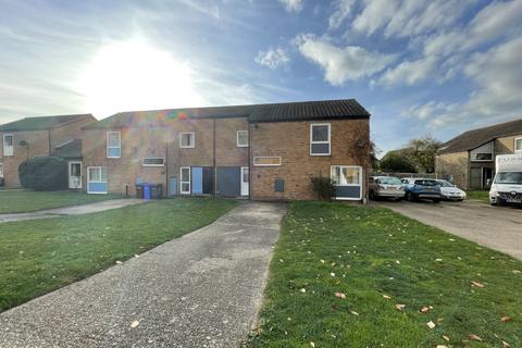 3 bedroom end of terrace house to rent, Lakenheath, Suffolk, IP27