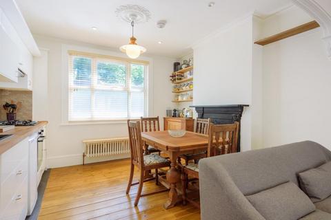 35 Robson Road, London, SE27 9LA