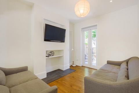 35 Robson Road, London, SE27 9LA