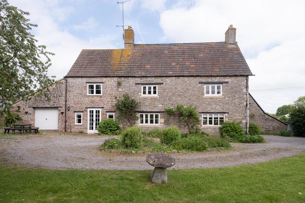 WatsomeFarm, Charfield, WottonunderEdge, Gloucestershire, GL12 5 bed
