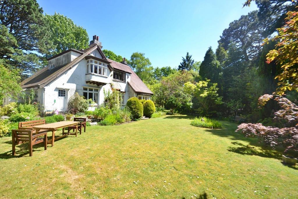 Broadstone 4 bed detached house £1,000,000