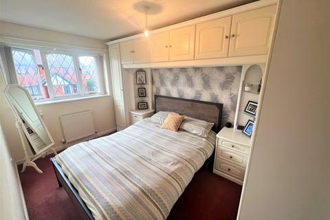 8 Dovedale Close, Ingol, Preston, PR2 3WR