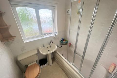 8 Dovedale Close, Ingol, Preston, PR2 3WR