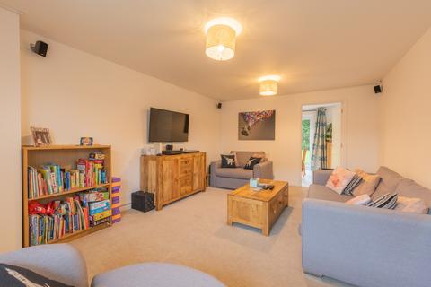 25 Dingley Lane, Yate, Bristol, BS37 7DD