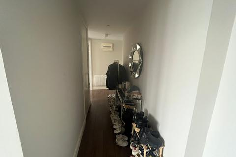 2 bedroom apartment to rent, Lawrence House, City Road, Clerkenwell, London, EC1V