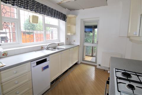 8 Colne Valley, Upminster, RM14 1QA