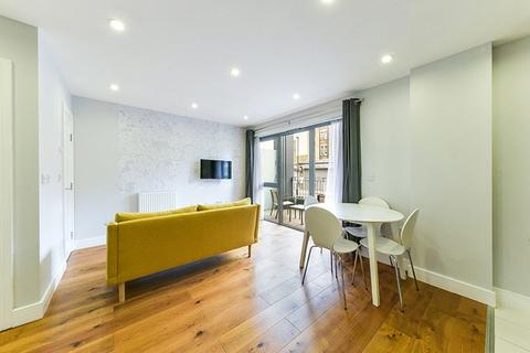 Studio to rent, Hodgeson House, 26 Christian Street, London, E1