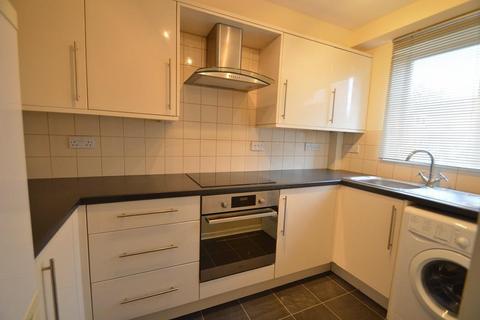 2 bedroom terraced house to rent, Lowestoft Drive, Slough, Berkshire, SL1