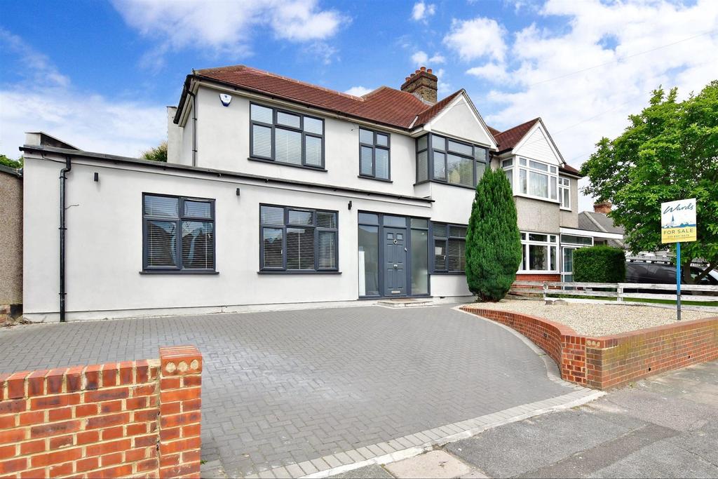 Brook Lane, Bexley, Kent 4 bed semidetached house £675,000