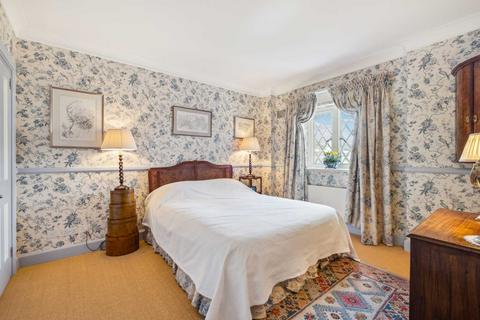 1 bedroom apartment for sale, Stone Hall, Kensington Green, London, W8 5UU