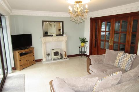 4 bedroom detached house for sale - Woodland Park, Ynystawe, Swansea, City And County of Swansea.