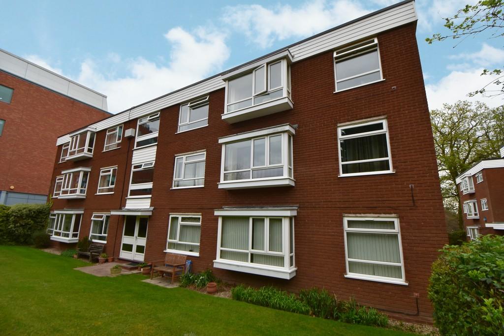 Malvern Park Avenue, Solihull 2 bed apartment £259,950