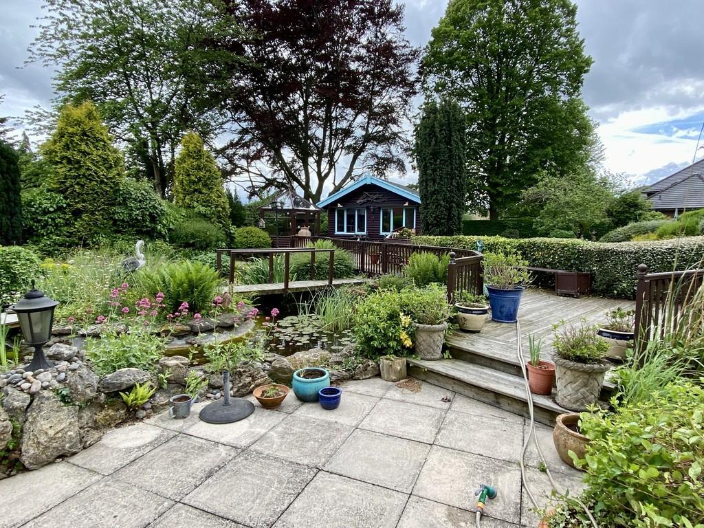 The Spinney, Spofforth Hill, Wetherby, LS22 5 bed detached house £