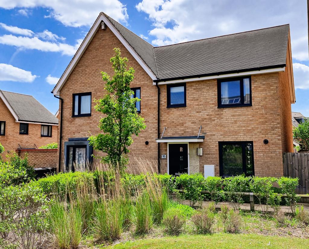Fleming Way, Withersfield, Haverhill 3 bed semidetached house £335,000