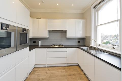 4 bedroom apartment to rent, Queens Gate Terrace, South Kensington