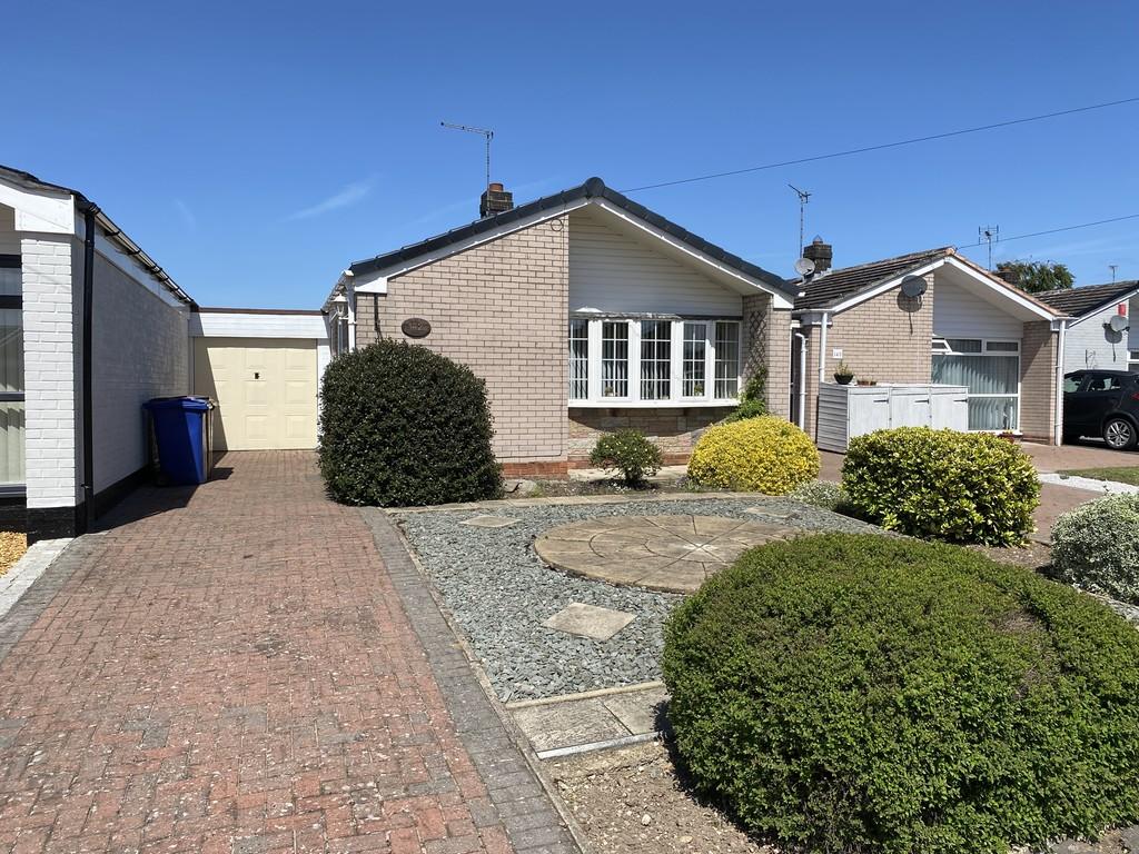 Ashtree Road, BartonunderNeedwood 2 bed bungalow £250,000
