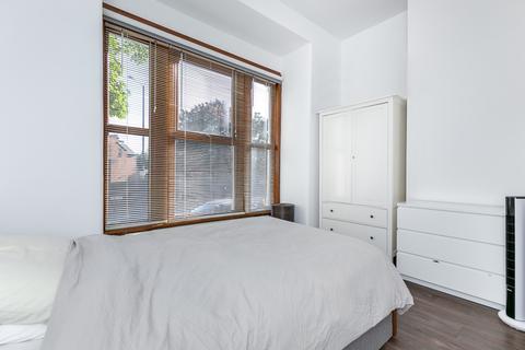 10b Acton Lane, London, NW10 8TS