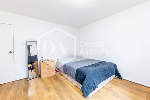 4 bedroom apartment to rent, Portland Road, Tottenham , London