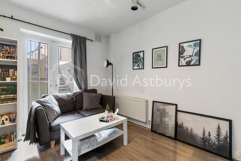 2 bedroom flat to rent, Cardwell Terrace, Tufnell Park, London