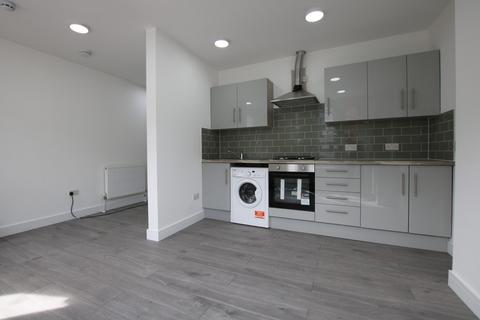 2 bedroom flat to rent, High Road, Willesden, London, NW10