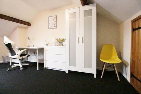 1 bedroom in a house share to rent, 16 Eastbourne Street Monks Road, Lincoln, Lincolnshire, LN2 5BW, United Kingdom