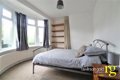 2 bedroom ground floor flat to rent, Grafton Road, Harrow